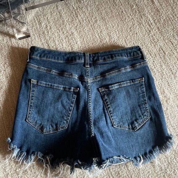 High waisted blue jean shorts - Picture 3 of 4